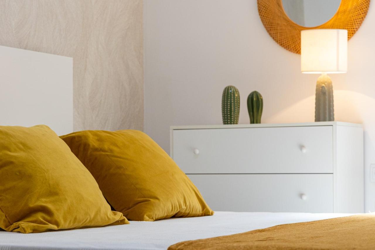 First Line, Sea Views, Y Mar By Mellow Apartment
